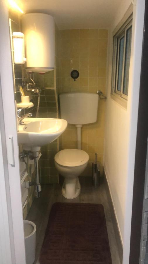 Bed and Breakfast Loft 24 Бриндизи Экстерьер фото